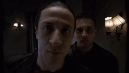 Furio Doorway animated GIF