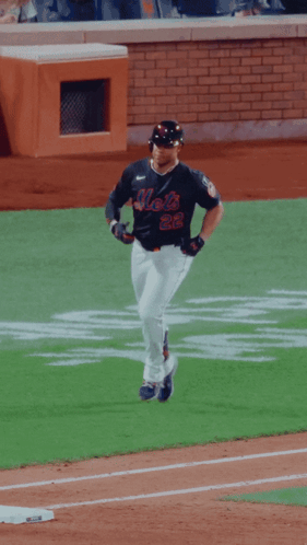 Juan Soto Mets Walk animated GIF