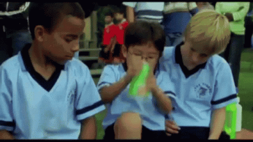 Kids Looking Up animated GIF