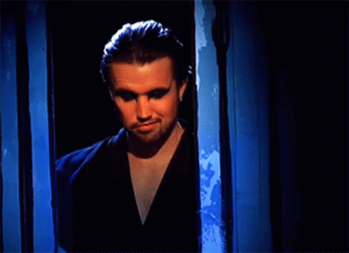 Rob Mcelhenney in It's Always Sunny in Philadelphia (2005), Chaotic and Dramatic reaction animated GIF